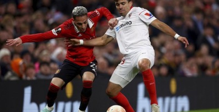 FOTO: 2 Gol Bunuh Diri Bikin MU merana Lawan Selvilla