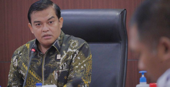 Diakui Widodo, permohonan uji materi  UU Pemilu di atas sangat terancam konflik kepentingan. 