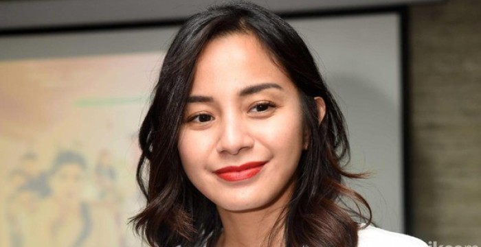 Artis Kirana Larasati memutuskan untuk mundur dari PDIP.