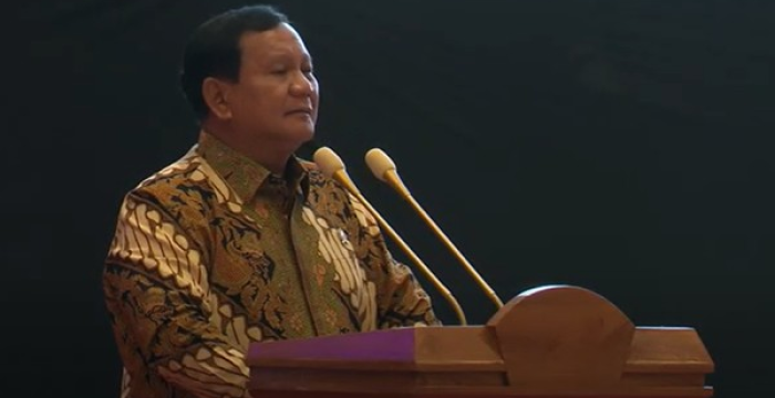 Pengalihan dukungan terjadi karena para relawan  kecewa dengan Prabowo Subianto.