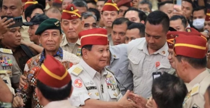 Prabowo, dengan segala gambarannya, tampak menjadi sosok yang paling sesuai dengan peran pemersatu bangsa.