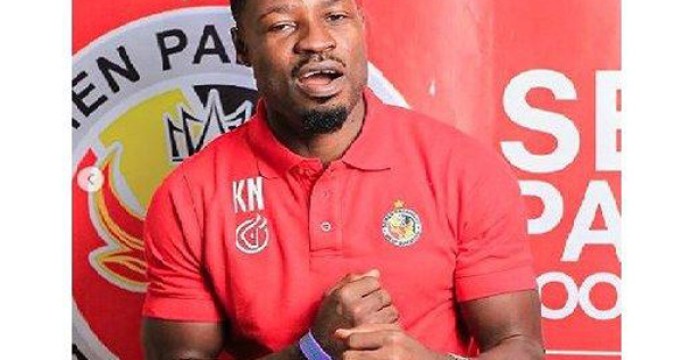 Kenneth Ikechukwu Ngwoke, asal Nigeria dan berposisi sebagai striker.